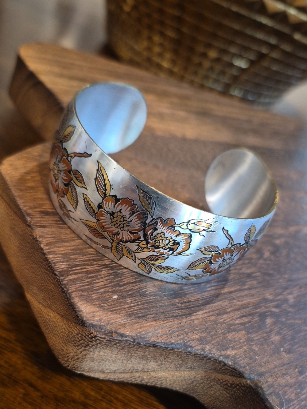 Vtg Reed & Barton Damascene Floral Detail Silver Tone Cuff Bracelet